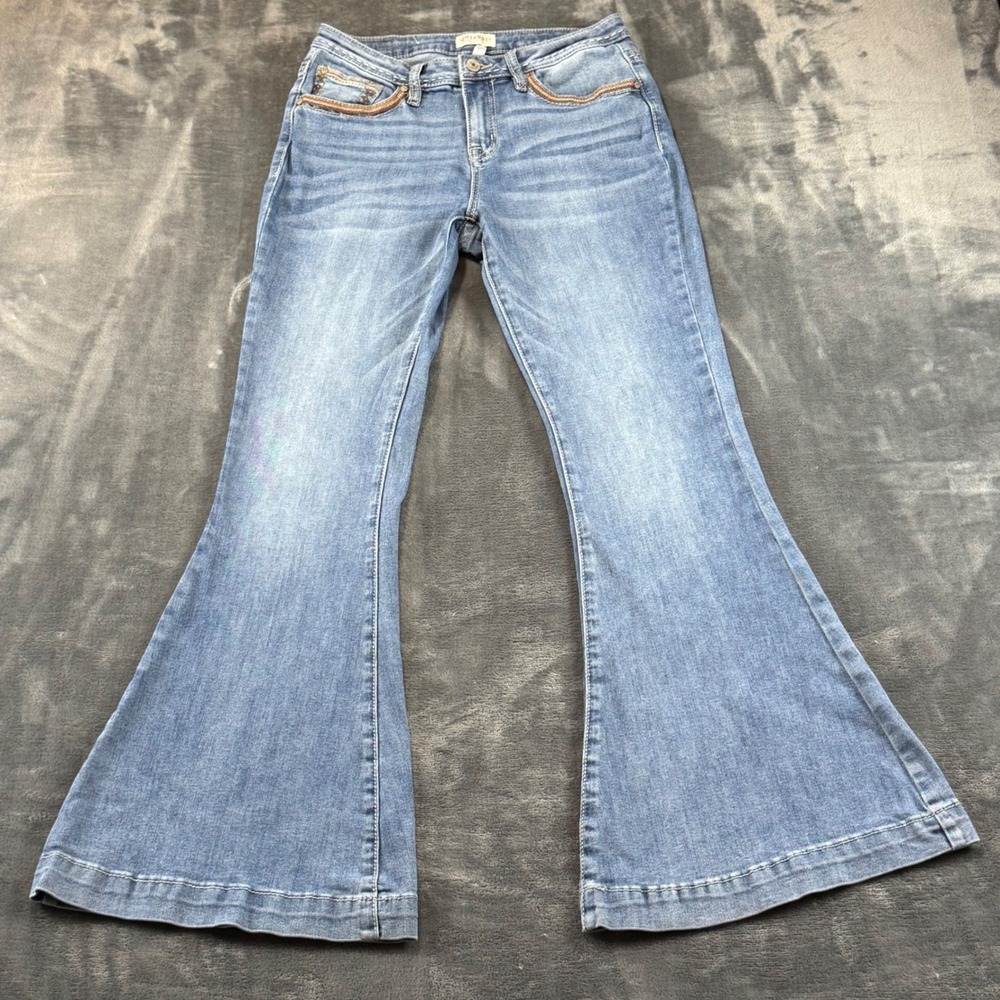 Shyanne Country Wear Women 30 Regular Flare Jeans Blue Embroidered Bell Bottom